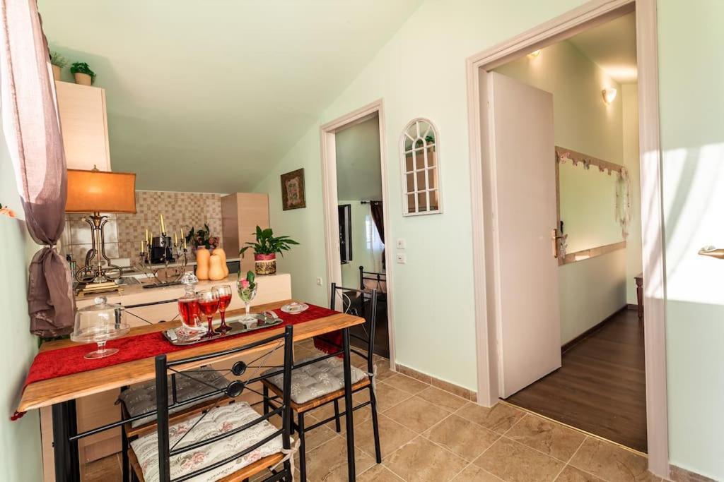 Bougainvillea House 2 Καλαμάτα Εξωτερικό φωτογραφία